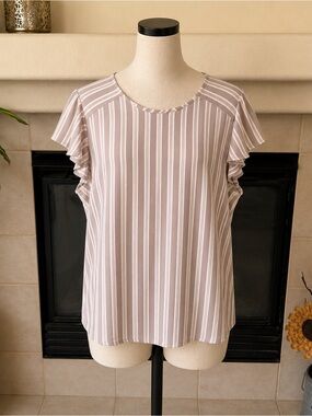 Adrianna Papell Taupe and White Striped Flutter Sleeve Top